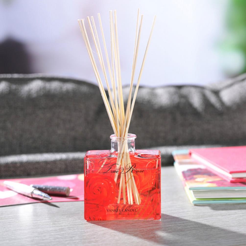 Yankee Candle True Rose Signature Reed Diffuser Extra Image 1